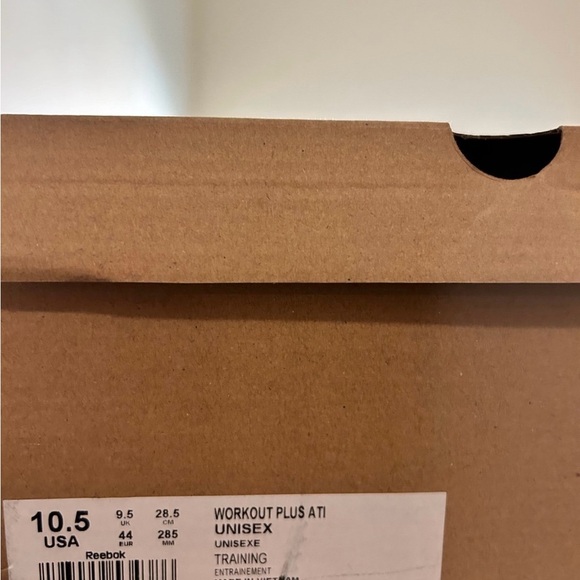 Reebok Sneakers for men in Red and Black - Picture 6 of 6